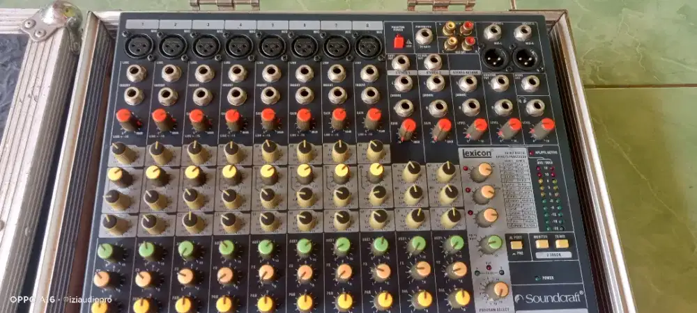 Mixer soundcrafe 8 chanel