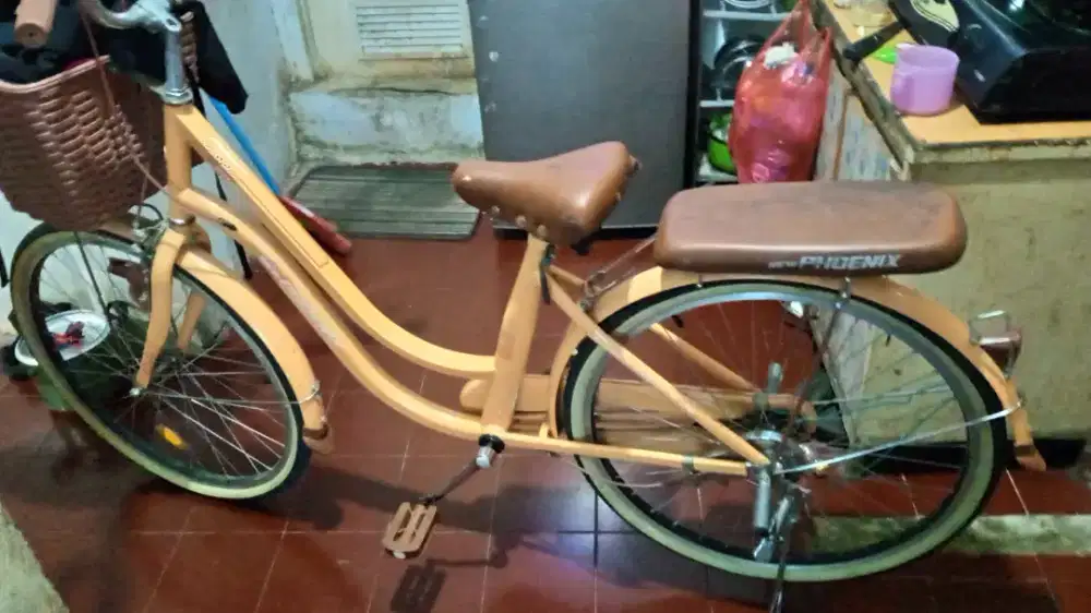 SEPEDA NEW PHOENIX 2023