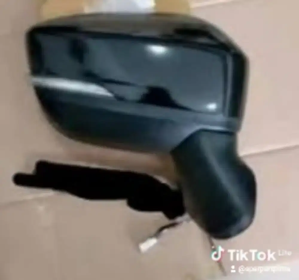 Jual macama macam spion mobil & lampu mobil copotan