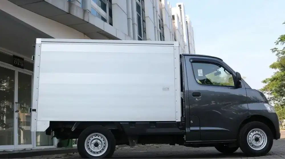 LOKER MEKANIK MOBIL STORING