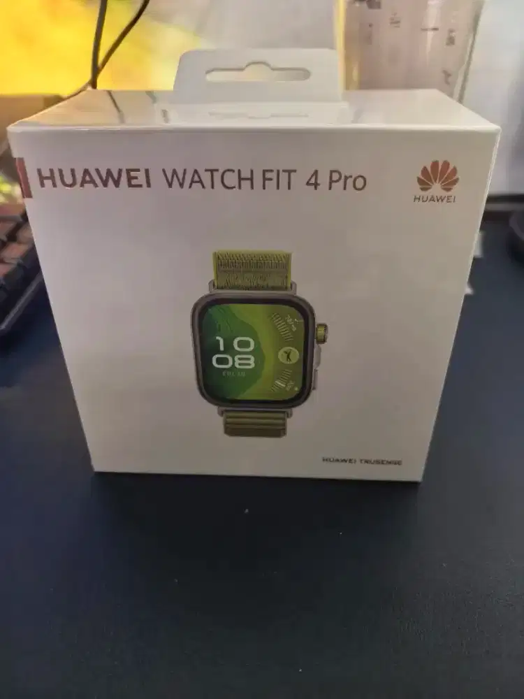 Huawei watch fit 4 pro green