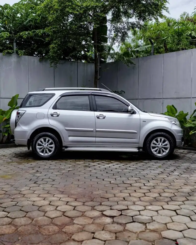 Terios TX 2013 MT km 80rb Tangan 1 dr baru