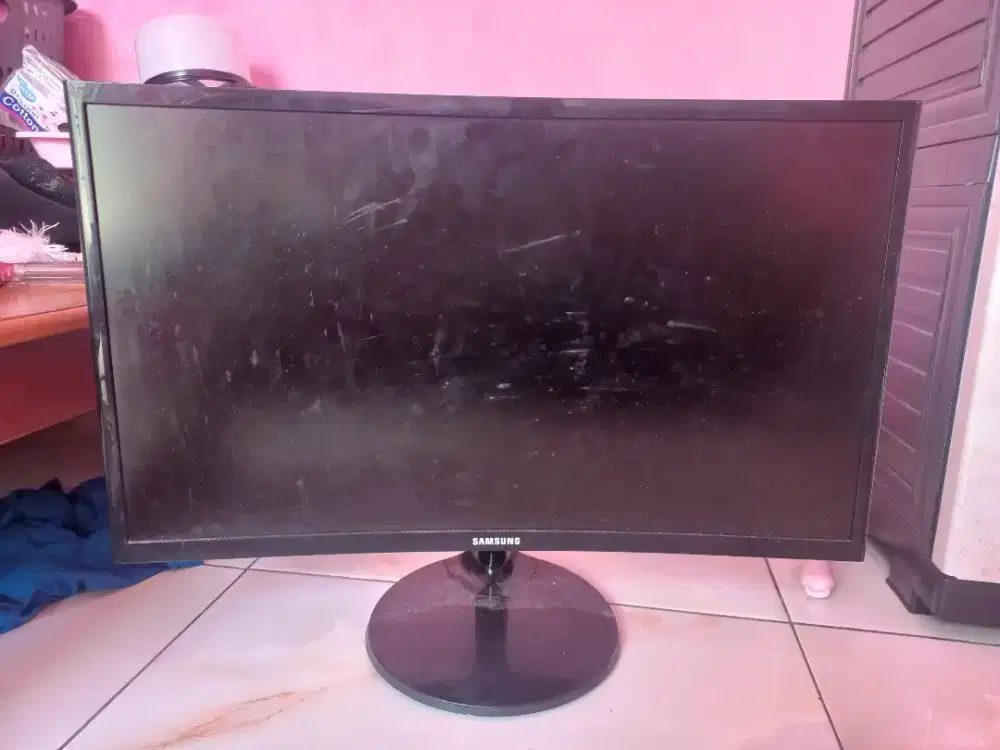 Monitor komputer Cruve samsung 24 inch jual apa ada nya