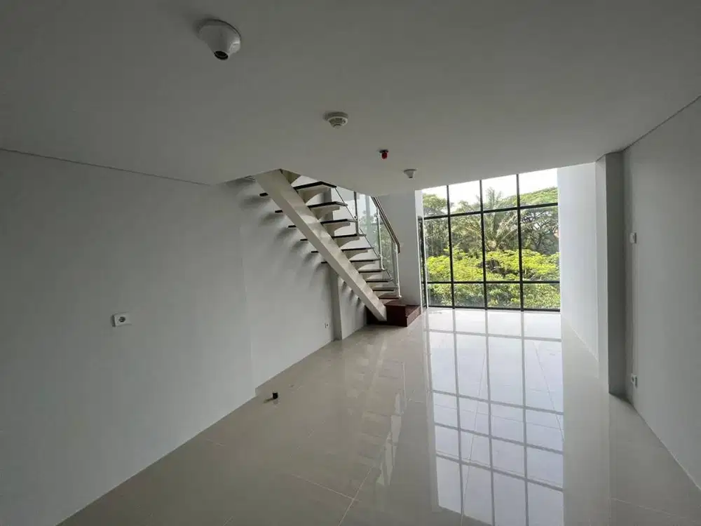 DISEWAKAN APARTEMEN CORNELL CITRALAND TIPE SOHO 2 LANTAI POOL VIEW