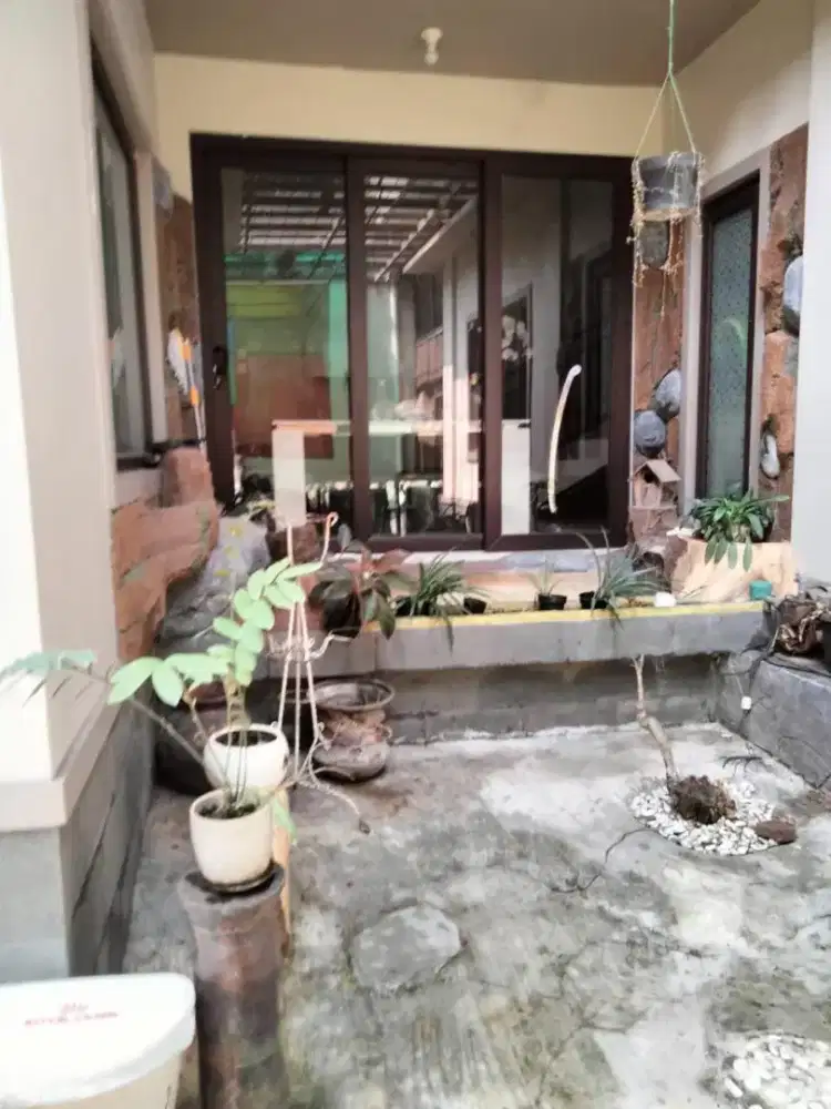 RUMAH DEKAT PINTU MASUk MABES TNI AU AL bisa buat kos kosan