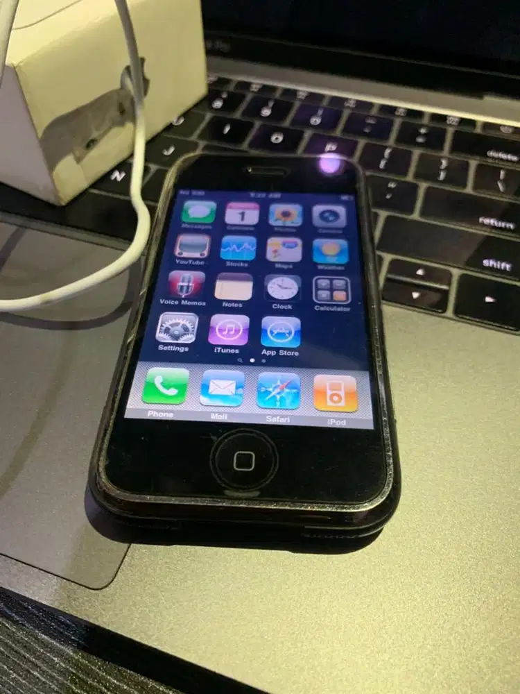 Iphone 2G 8Gb Rare Collector Item