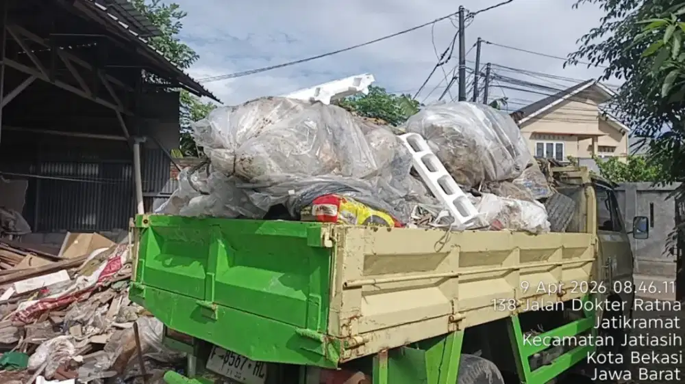 Jasa buang puing limbah proyek