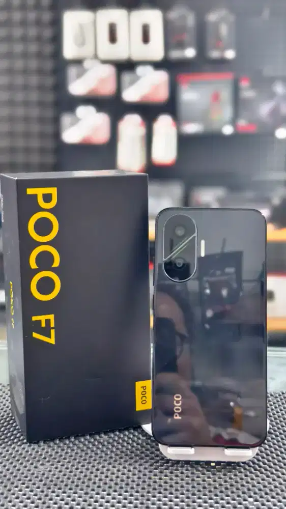 Poco F7 Black 12/512