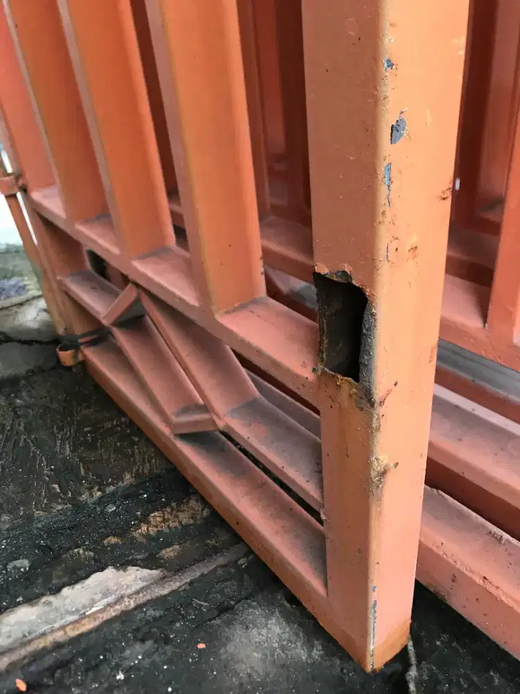 Tukang las panggilan