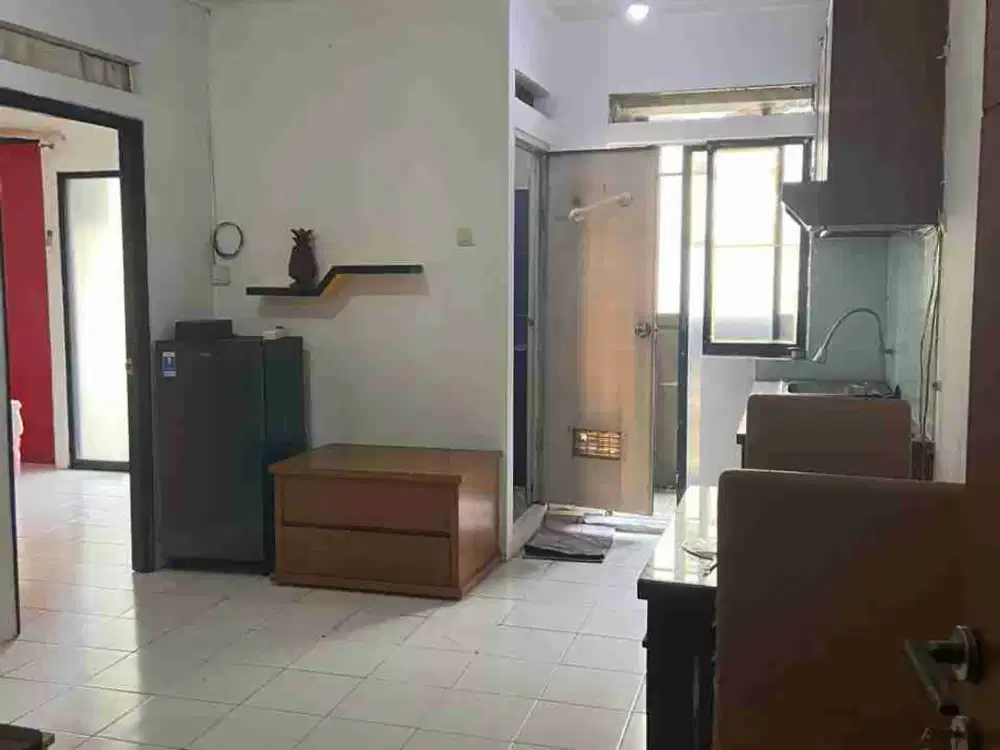 disewakan per 3 bulan apartemen Casablanca East Residence tower Ab lt 15 luas 50 meter sudh ada kasur AC , kitchen set