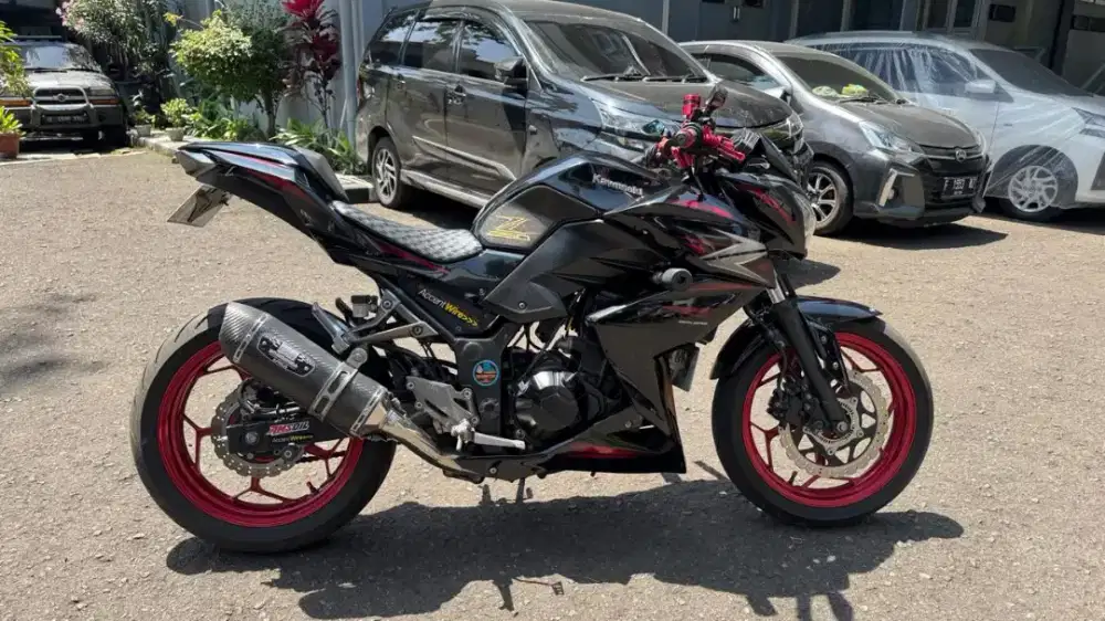 LANGKA!!! Dijual Z250 Fi ABS 2015 Special Edition Hitam Merah