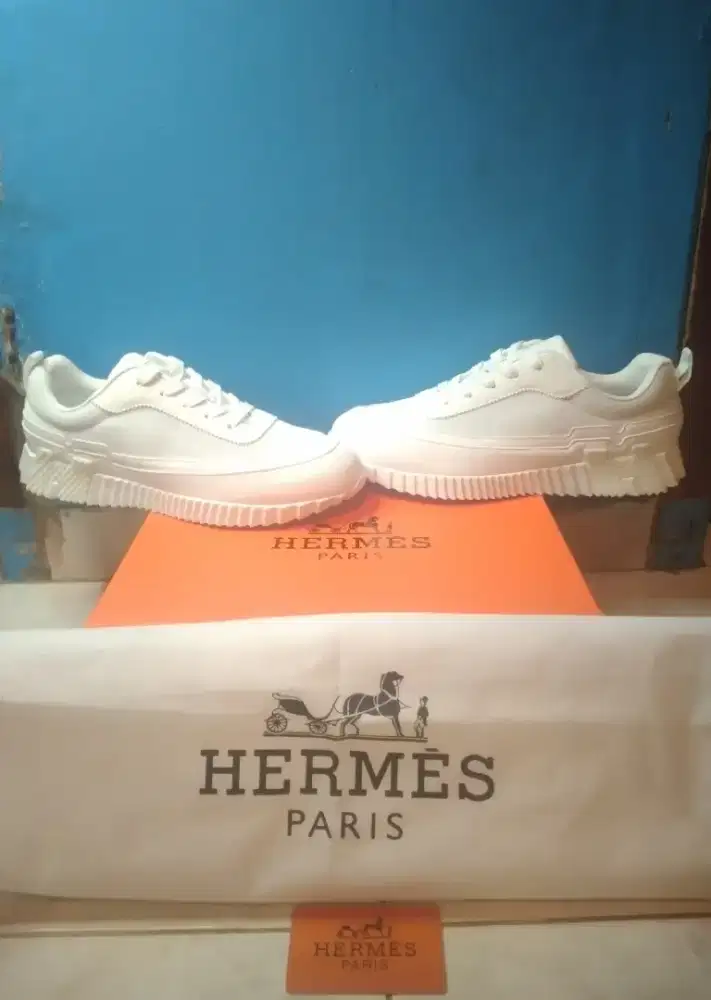 Jual cepat murah sepatu baru Hermes Bounching Paris Original Italy