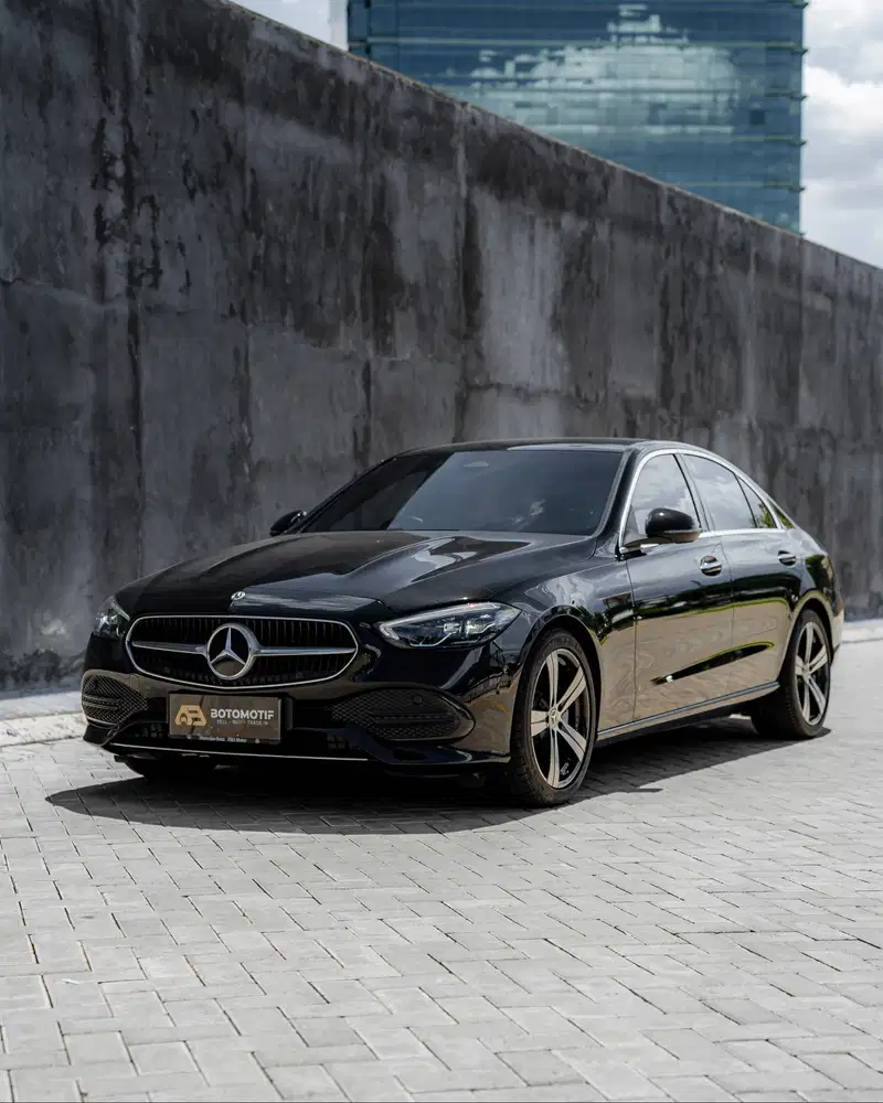 Mercedes-Benz C200 Avantgarde Line W206 Black 2023/2024