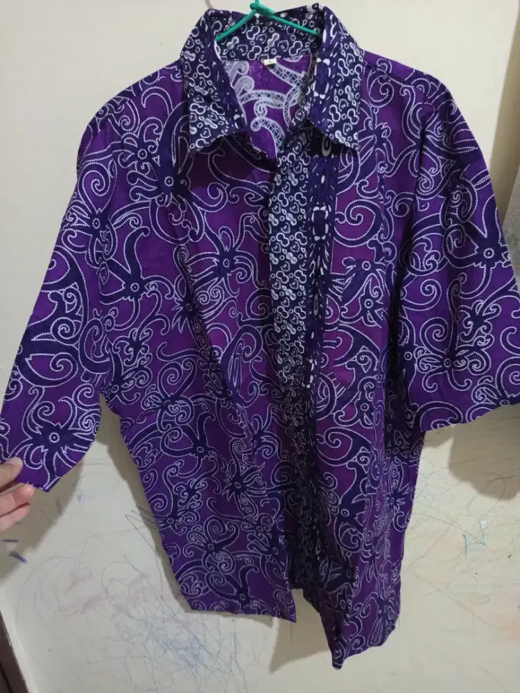 Kemeja Ungu Batik Pria