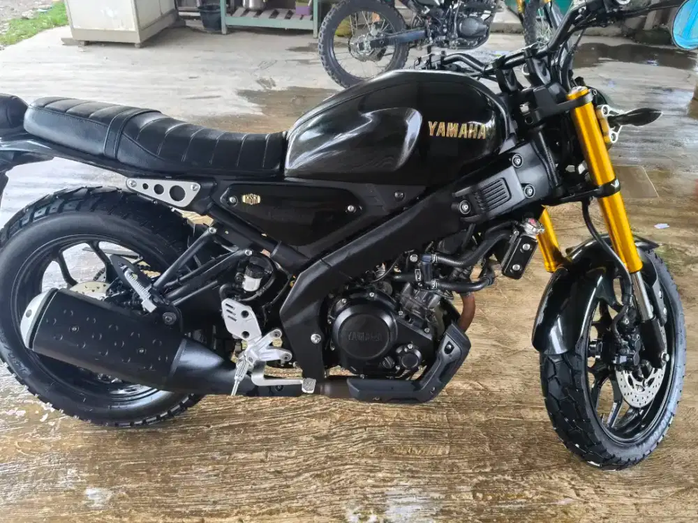 Jual cepat BU XSR155 Hitam