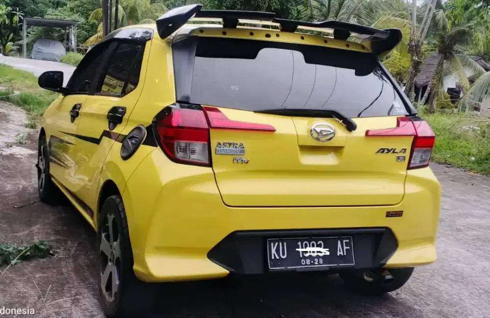 Ayla 1.2 R manual kuning