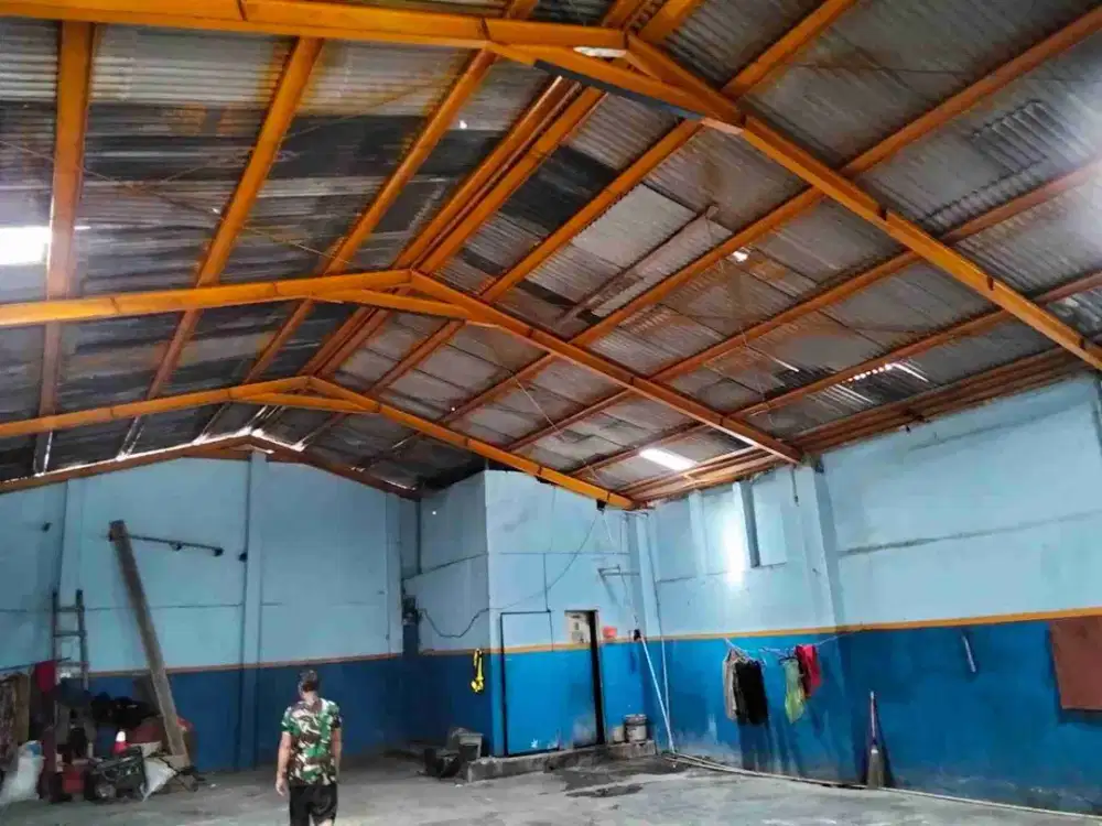 Disewakan Gudang Pinggir Jalan Raya Besar di Rawalumbu Bekasi