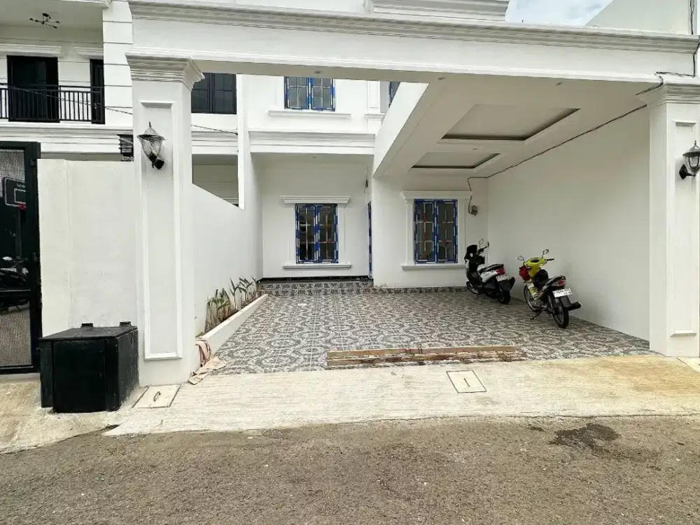 [JALAN 2 MOBIL] Rumah Pondok Bambu Duren Sawit Dekat Tol Becakayu Jakarta Timur (ARR151)