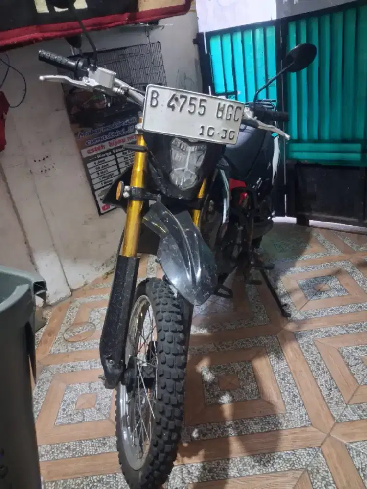 Motor Cross XF 150 viar