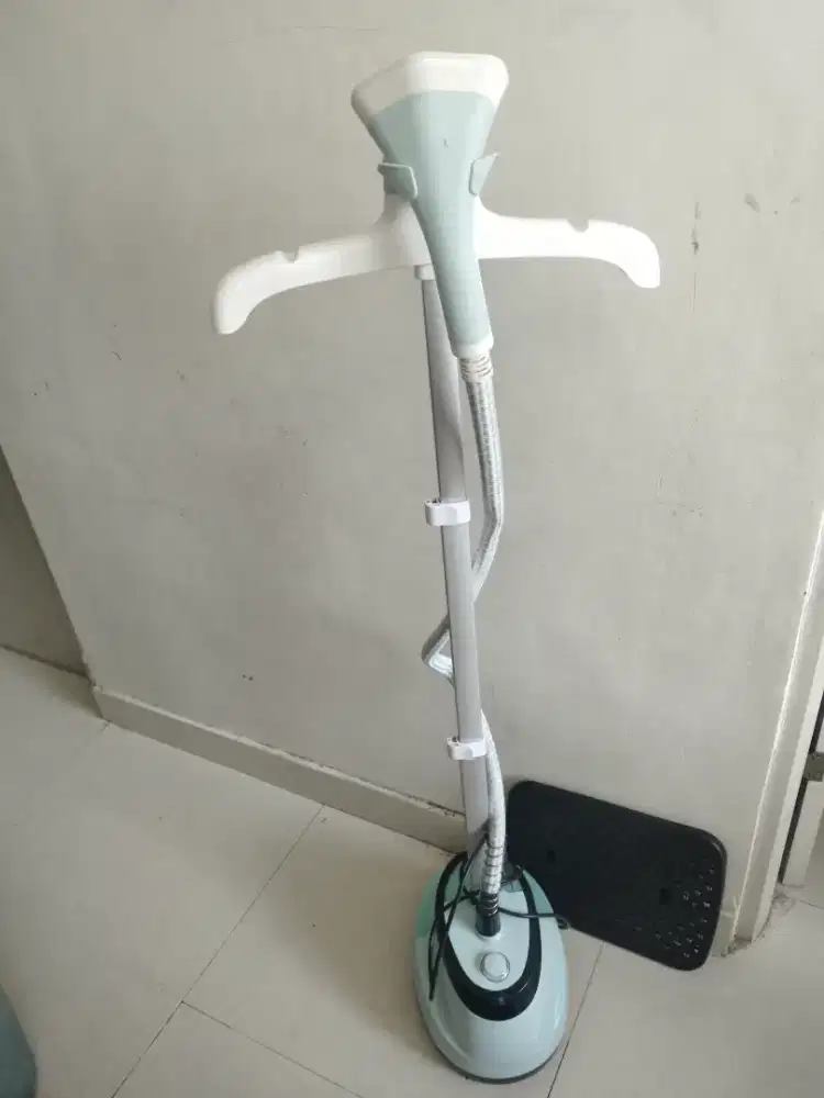 Dijual setrika Uap berdiri