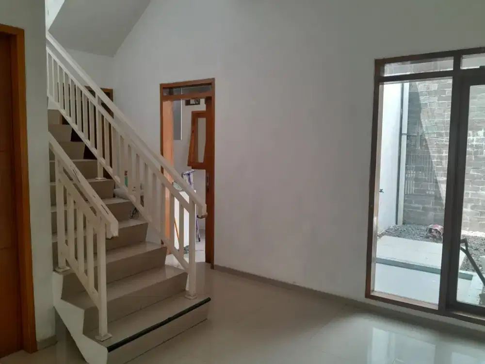 DIJUAL DAN DISEWAKAN RUMAH CLUSTER MINIMALIS 2 LANTAI DI ANTAPANI BANDUNG