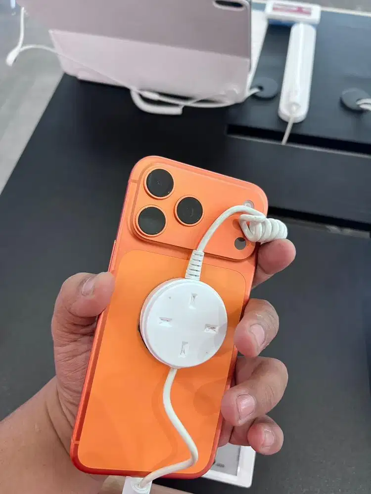 hp iphone 17 pro max