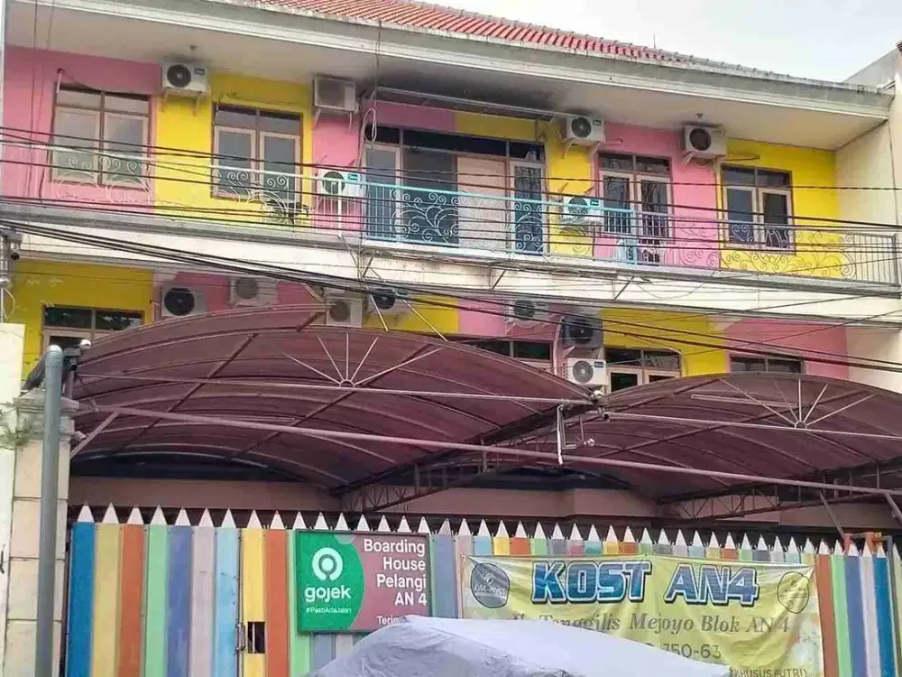 JUAL CEPAT MAU BAGI WARIS Rumah Kost Putri Aktif 66 Kamar Lokasi Tenggilis Mejoyo