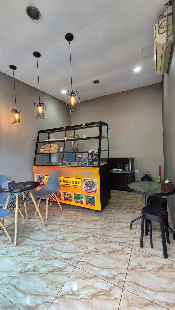 Disewakan Food Stand di Raya Jemursari