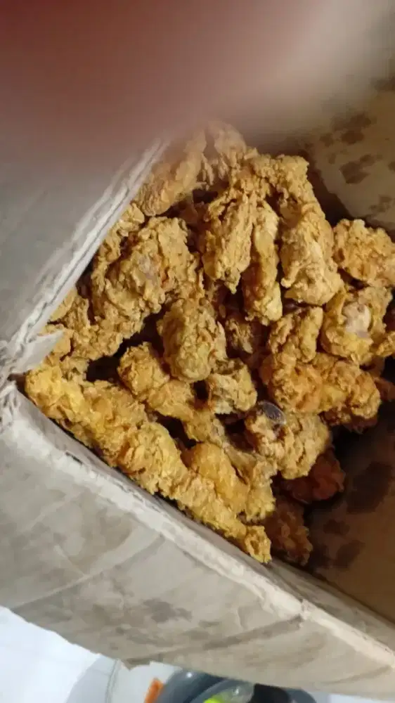 Bantu2 dirumah untuk jualan ayam geprek