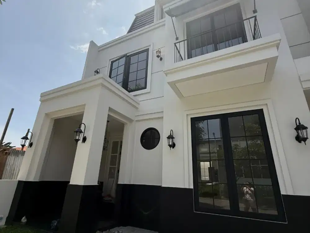 Rumah 3 Lantai American Modern Semi Furnish di Citraland Woodland