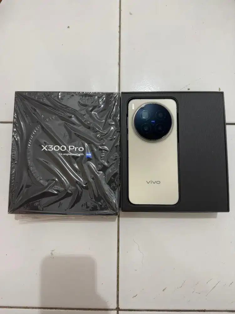 Vivo X300 Pro 16/512gb Nov 2027 resmi