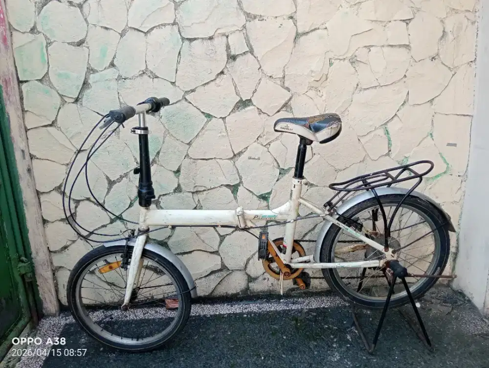Jual butuh sepeda lipat aleoca UK 20 gigi 6 speed minus pemakaian