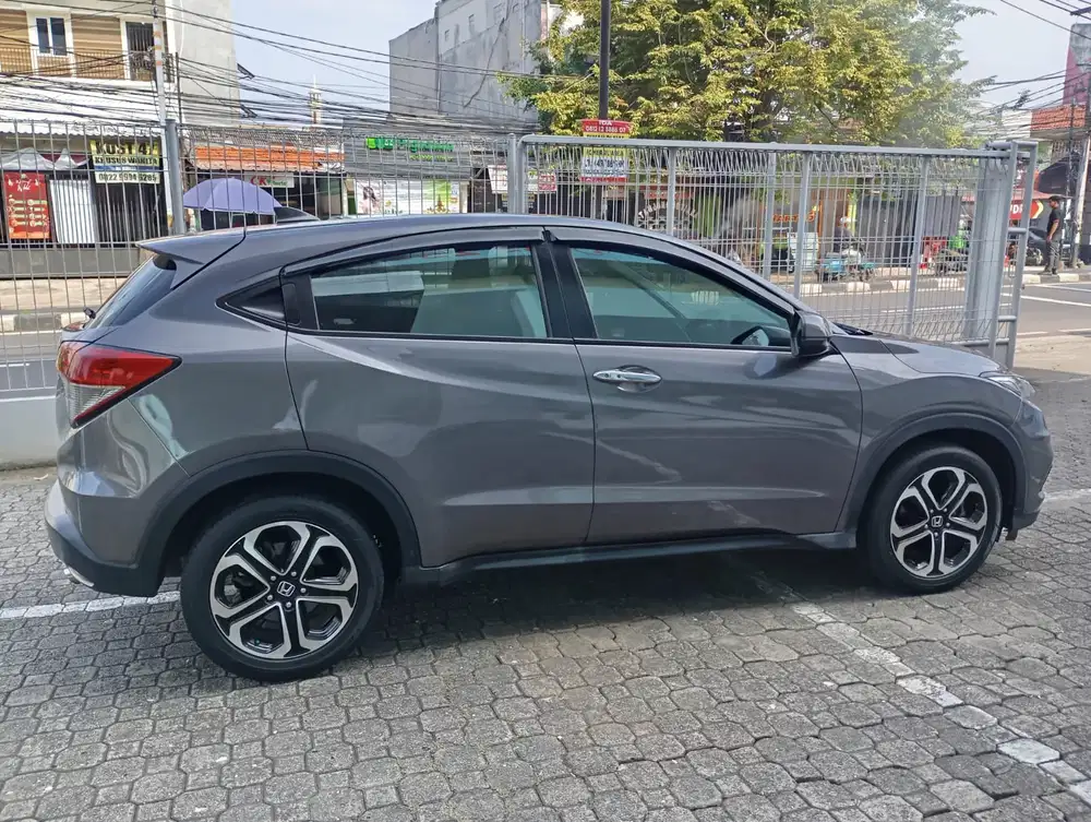 Honda HR-V 2021 Bensin