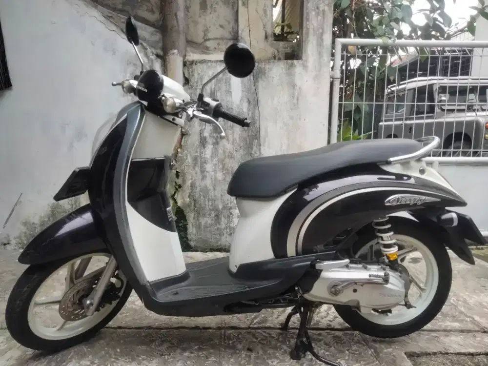 Jual Honda Scoopy 2012