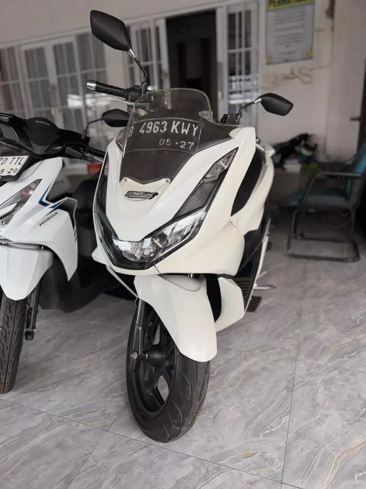 CASH KREDIT PCX ABS 2022 GOOD CONDITION DP 1 Jutaan