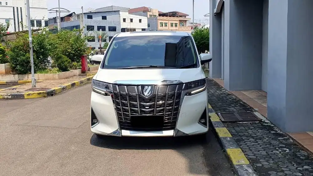 Toyota alphard 2.5 G TSS Pilot seat AT 2022 Putih Low Km