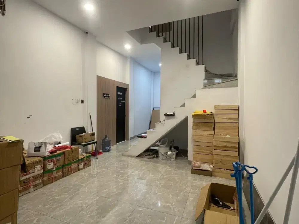 Ruko Gandeng Daerah Krakatau Cocok untuk Office