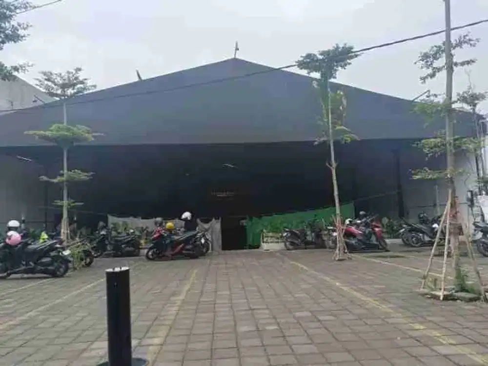Dijual Murah Gudang Eks Bengkel di Raya Banyu urip Surabaya