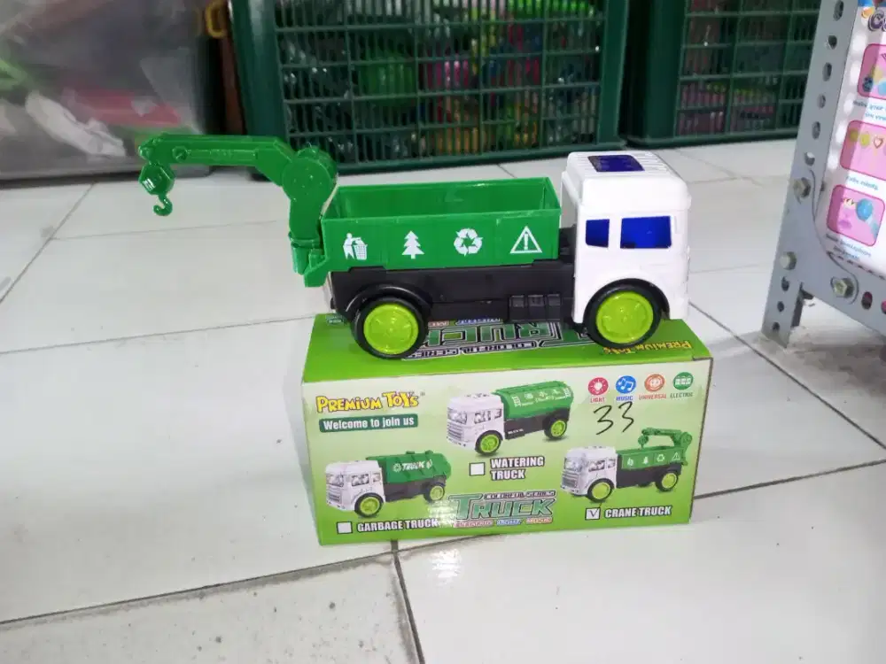 Mainan Anak Truk crane baterai