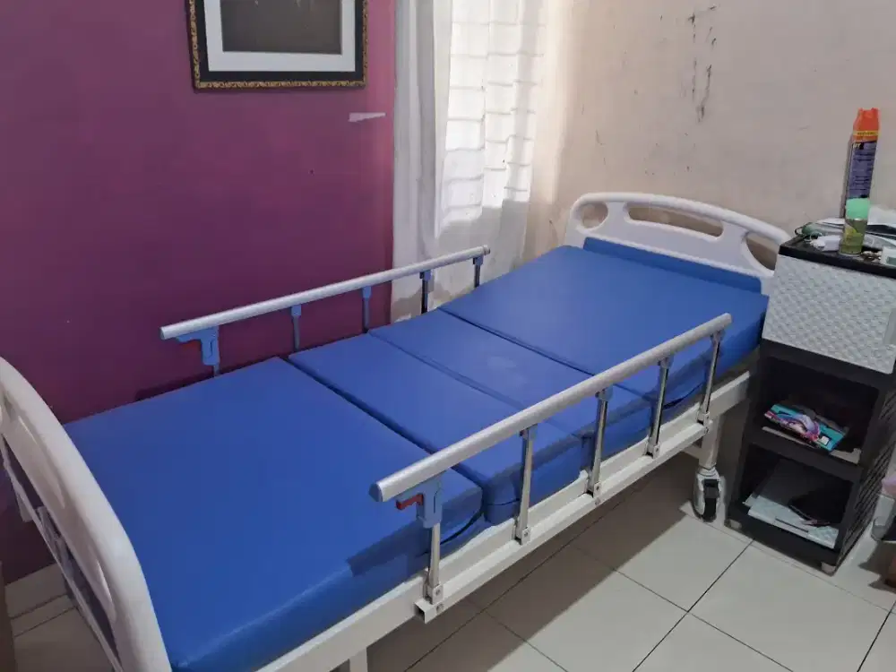Bed Pasien 2 Crank (Engkol)