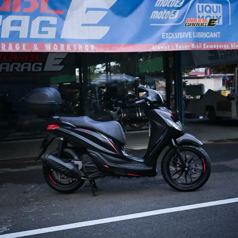 PIAGGIO MEDLEY S 150 HITAM 2019 
‎LOW KM 7000 ISTIMEWA