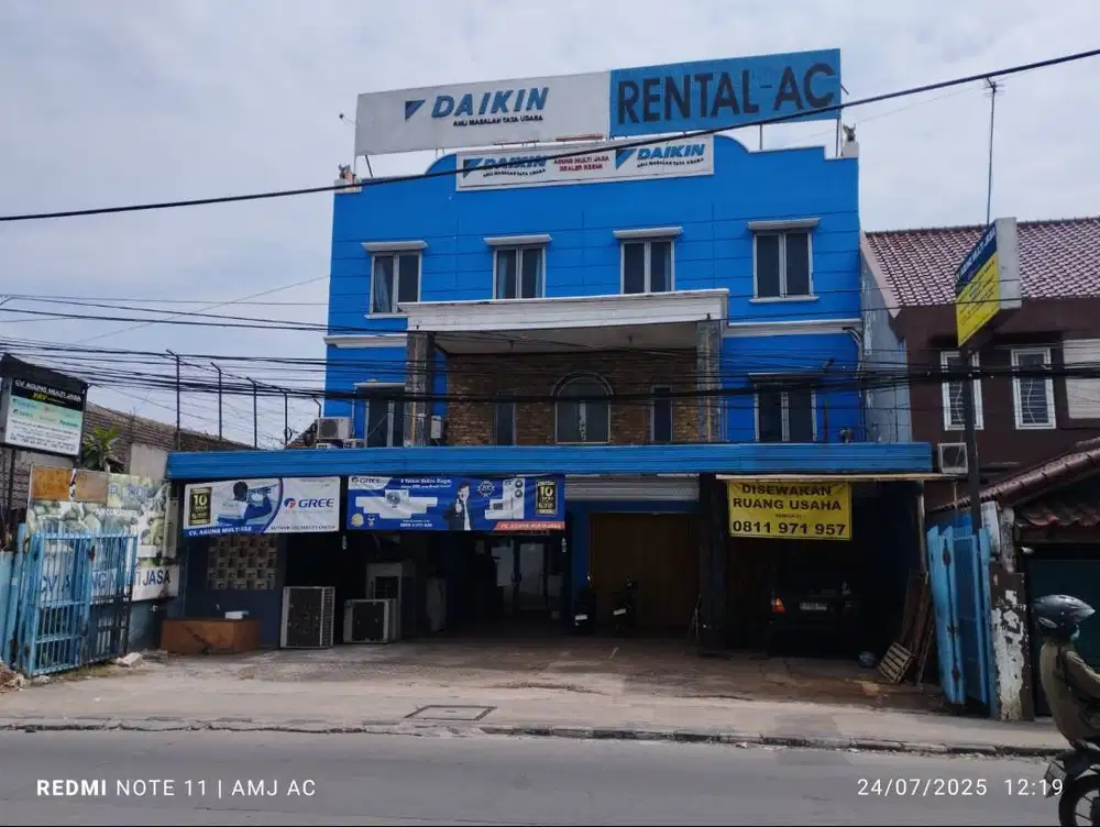 DISEWAKAN RUKO 3,5 LANTAI