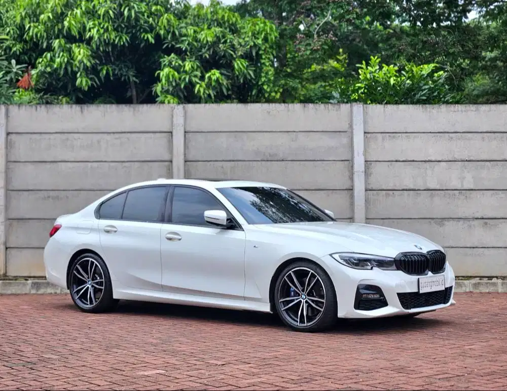 LOW ODO BMW 330i M Sport 2021 White