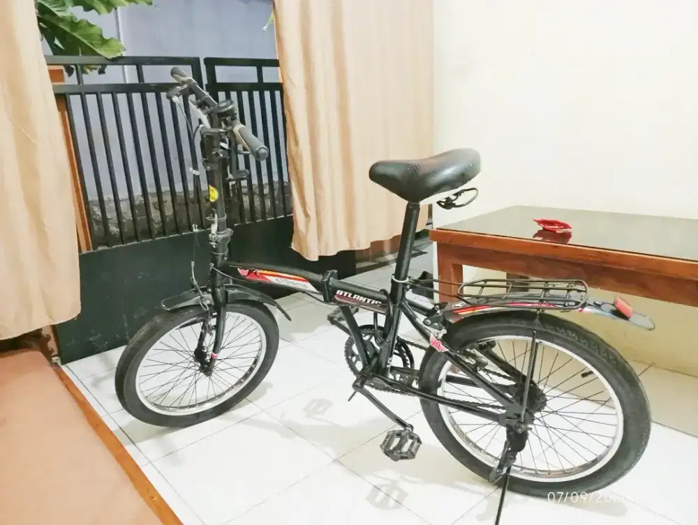 Sepeda lipat bekas,seken,scond
