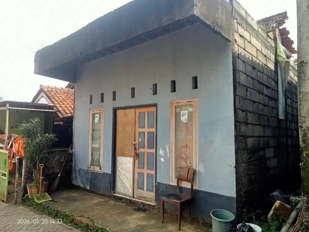 Di jual rumah di sekitar graha raya regency _260 juta