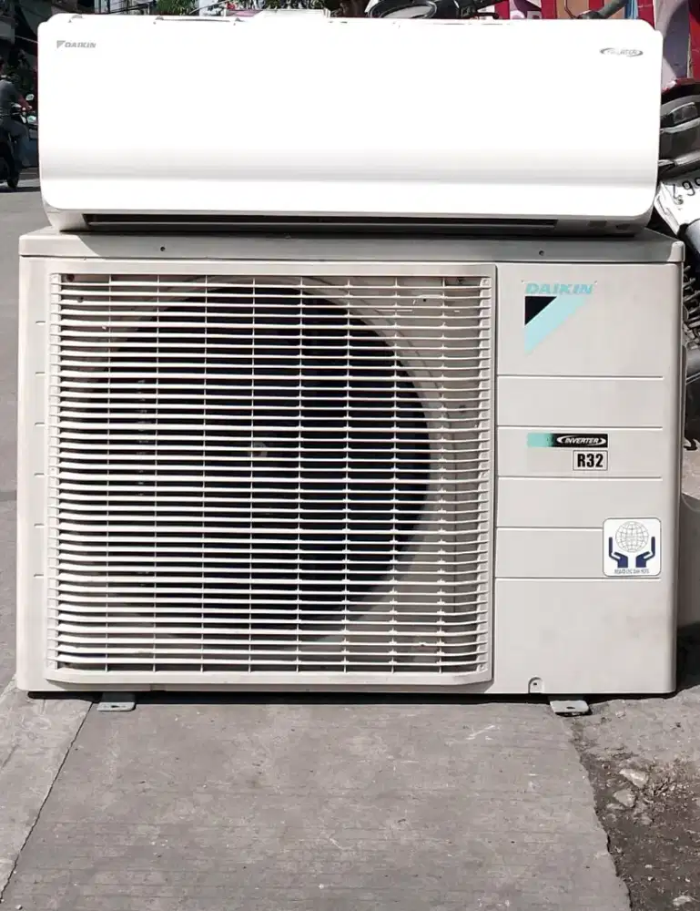 AC Daikin Inverter 1 PK R 32 second
