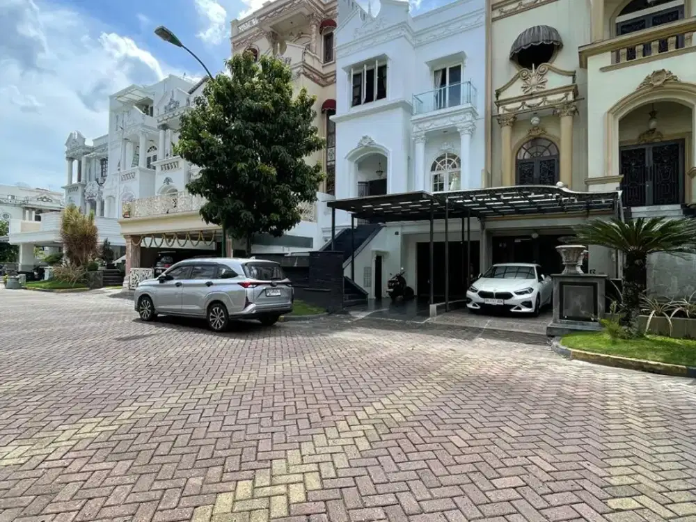 Sewa Rumah Mewah The Palace Polonia Vibes Crazy Rich Medan