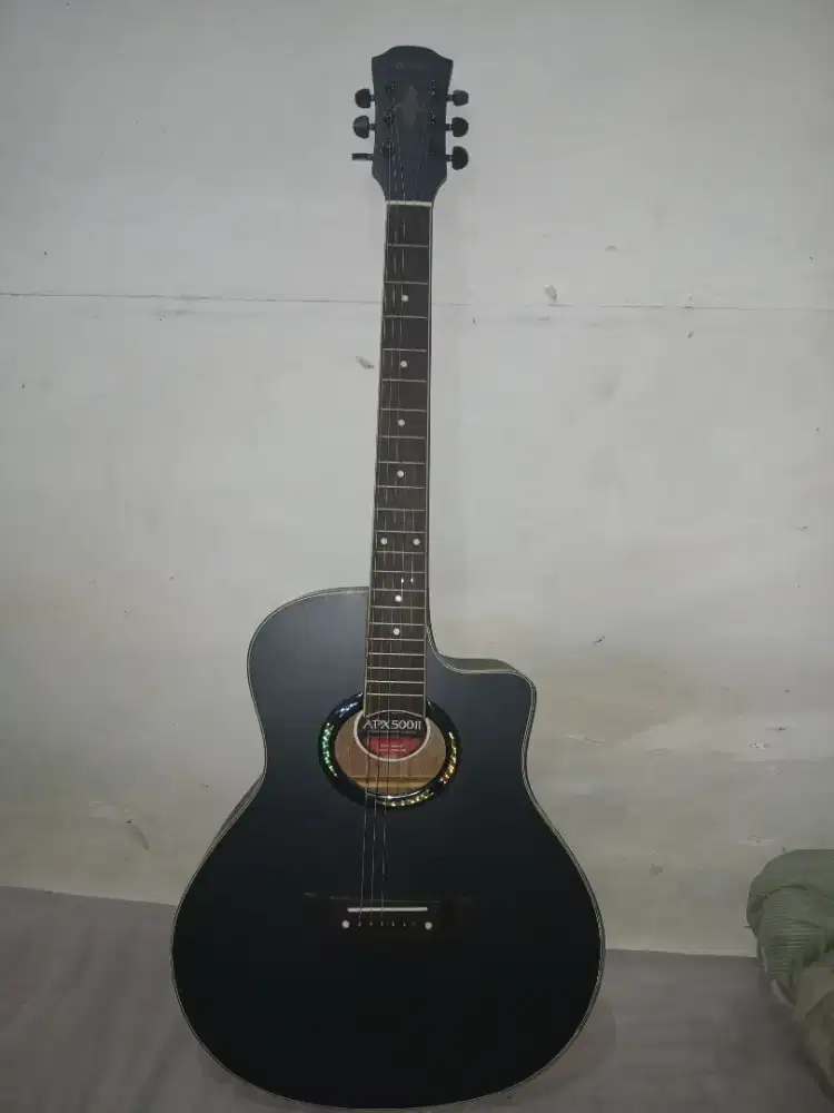 Gitar yamaha second