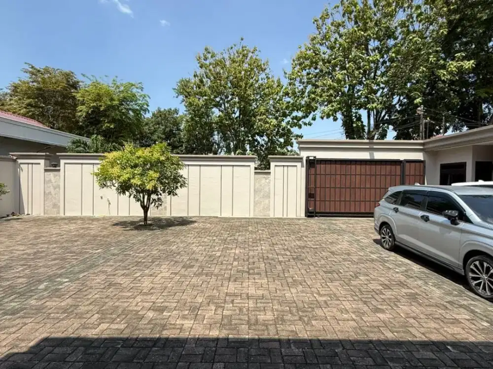 Rumah Petak Impian Super Luas Daerah Karya - Amir Hamzah - Adam Malik