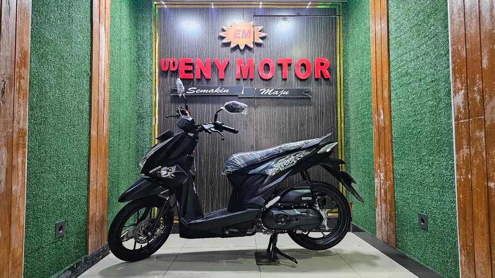UD ENY MOTOR-HONDA BEAT STREET TAHUN 2022 SUPER